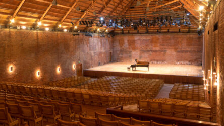 Immagine della concert hall di snape maltings, in cui samuele telari ha eseguito le goldberg variations